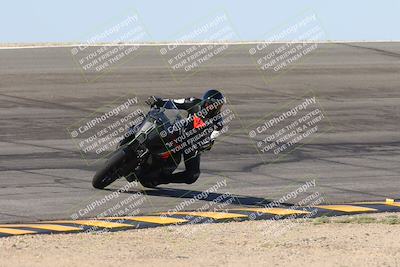 media/Oct-06-2024-Race Pace (Sun) [[d7d39ec7ad]]/9-Bowl Exit (940am)/